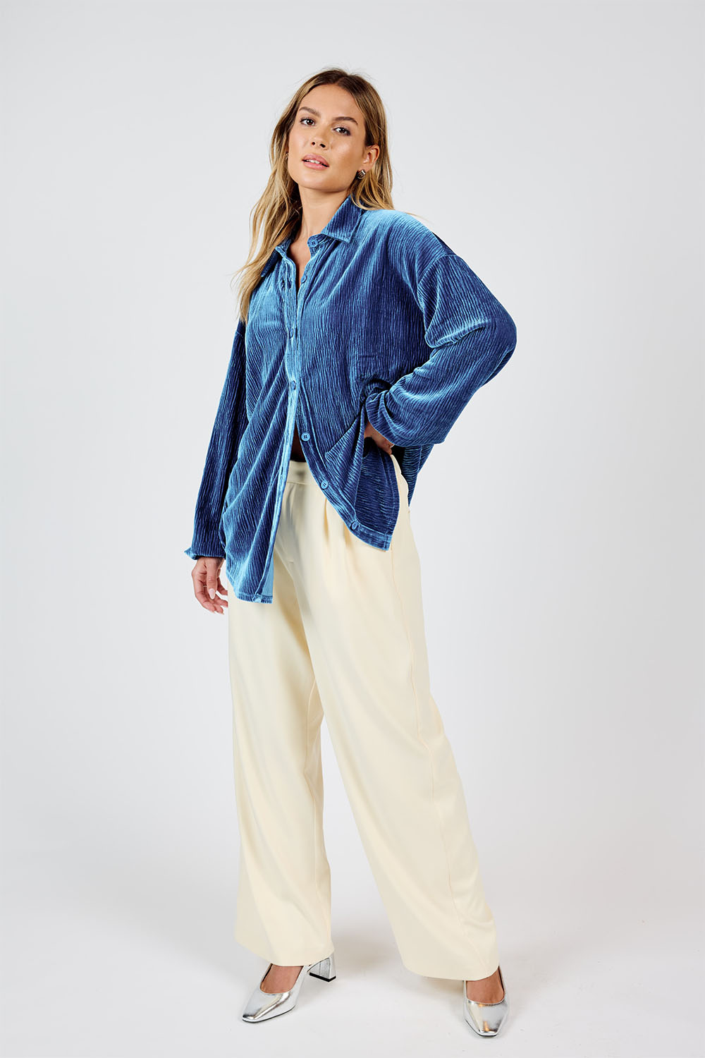 Sadie & Sage - Lorelai Pleated Top - Blue