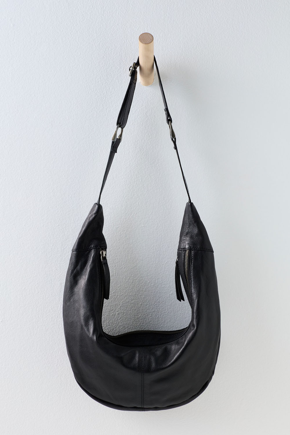 Free People - Idle Hands Sling - Black - Front
