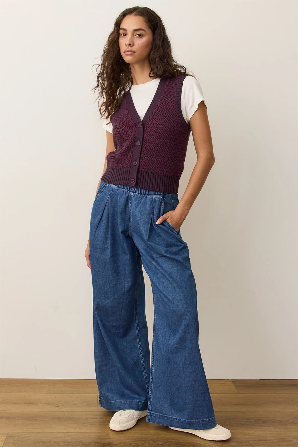 ROBIN TEXTURED SWEATER VEST