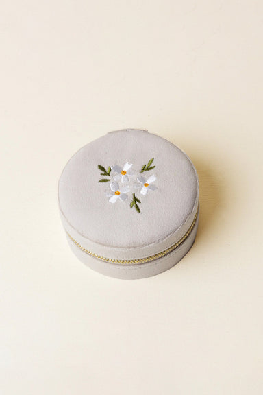the darling effect round velvet jewelry case floral champagne
