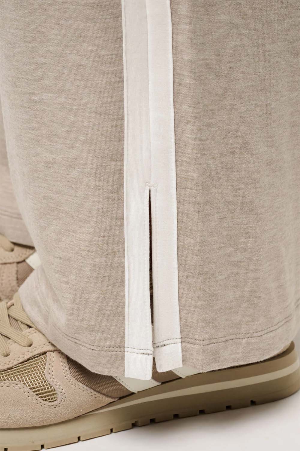 travis mathew cloud terry varsity pant heather soft taupe multi hem