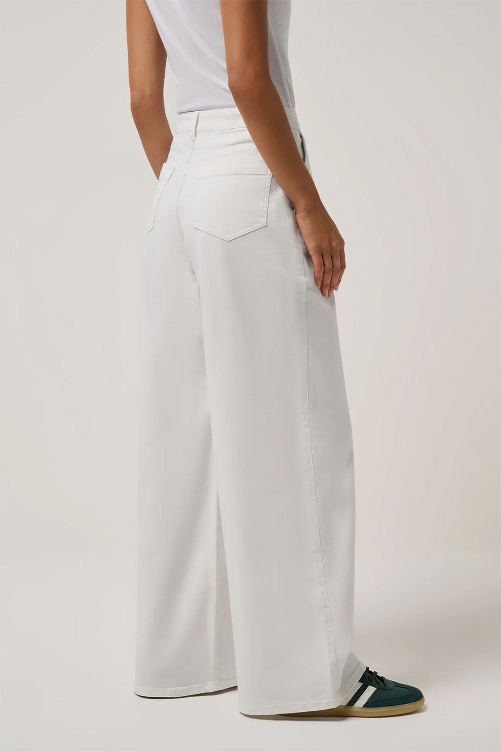 travis mathew everyday wide leg pant white back
