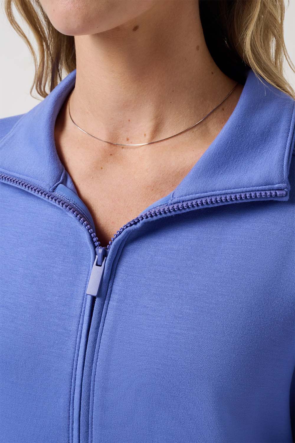 travis mathew skyloft soft 1/2 zip 2.0 baja blue detail