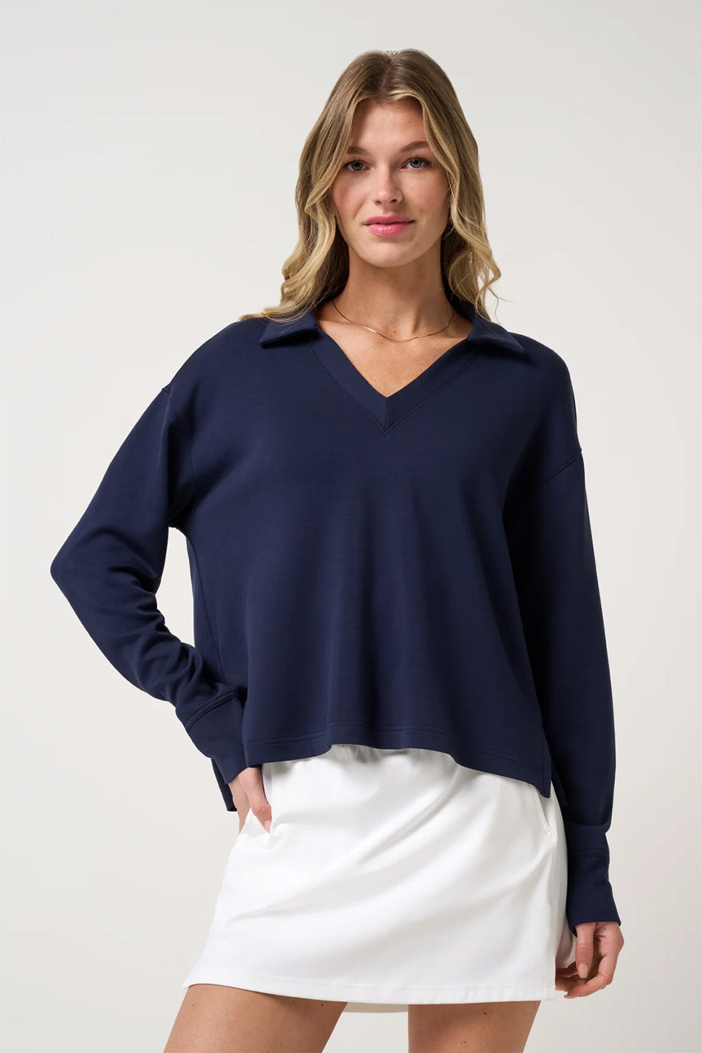 travis mathew skyloft soft vneck pullover navy blazer front