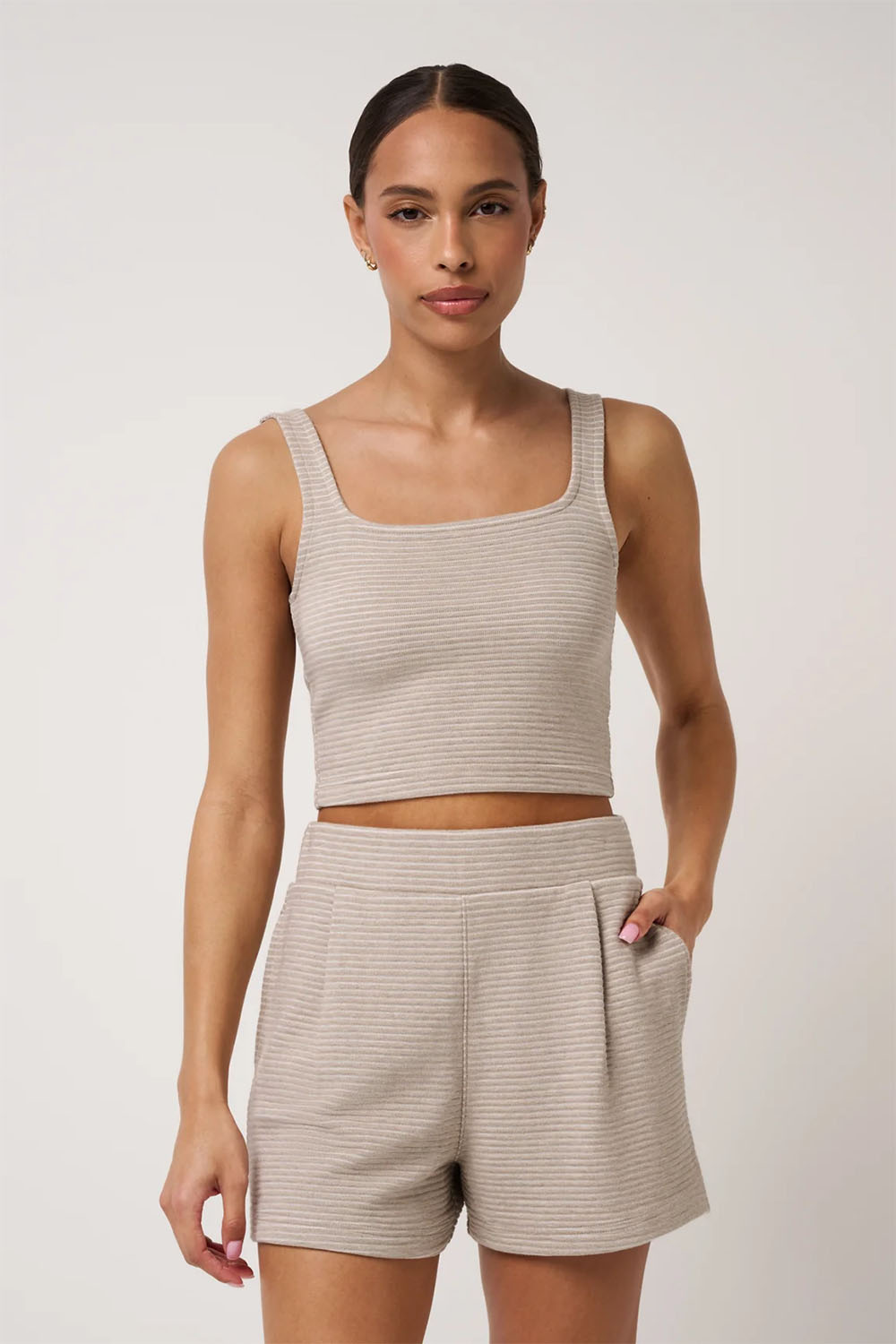 travis mathew yacht me tank heather soft taupe front