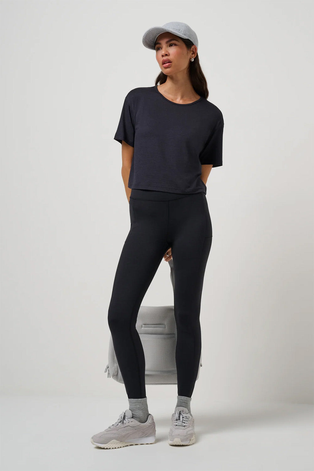 Travis Matthew - Celestia SS - Heather Black