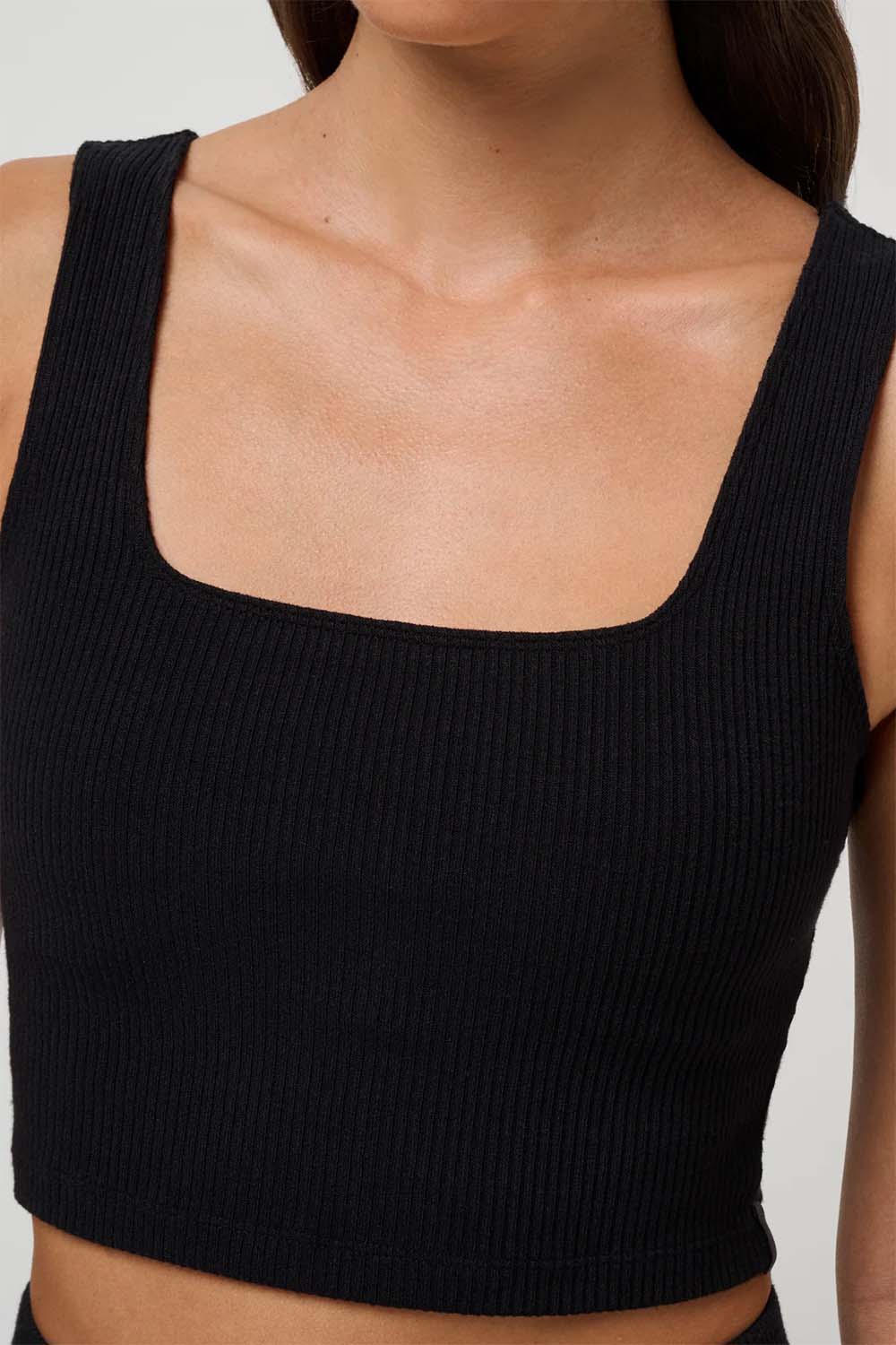 Travis Matthew - Evening Retreat Tank - Black - Detail