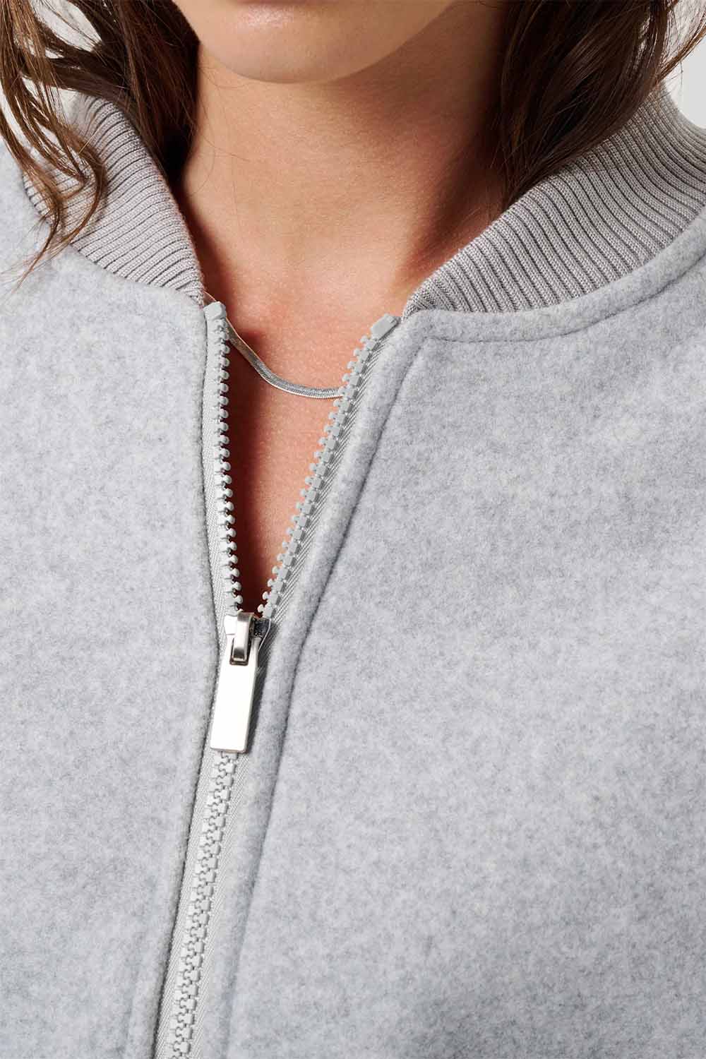 Travis Matthew - Rustic Retreat Bomber - Light Heather Grey - Detail