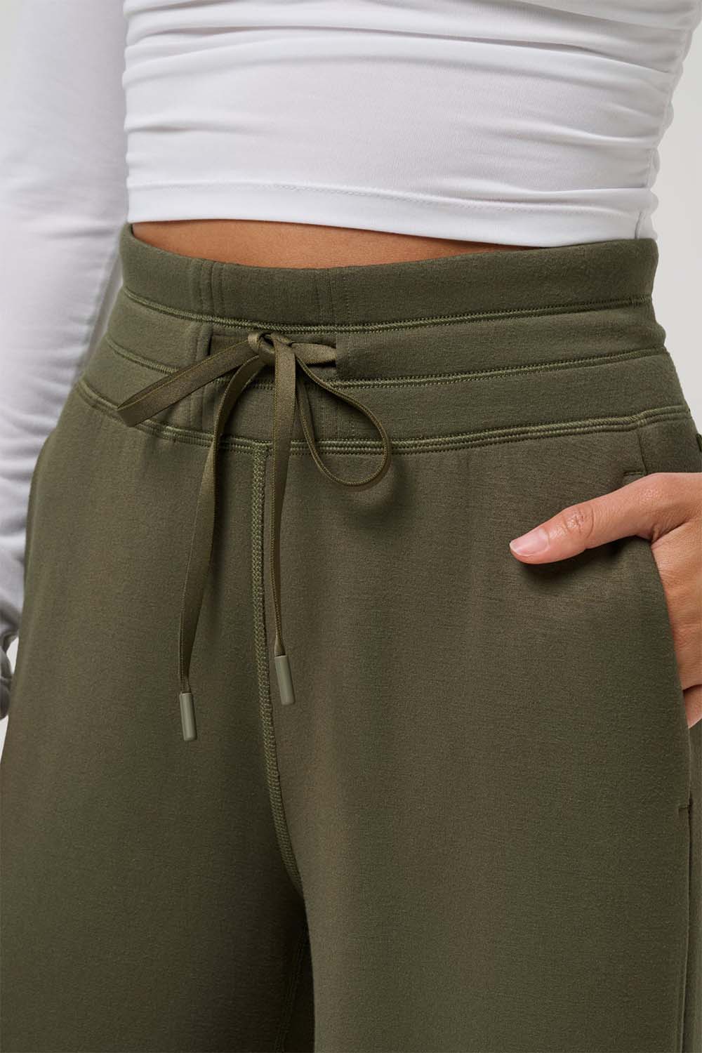 Travis Matthew - Skyloft Soft Wide Leg - Grape Leaf - Detail