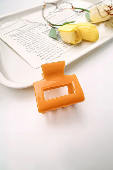 Pearl of the West - GEO 5CM HAIR CLAW Orange