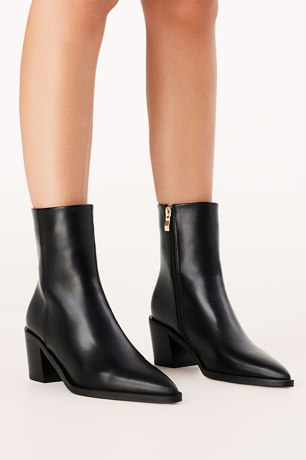 Billini - Hartford - Black - Model