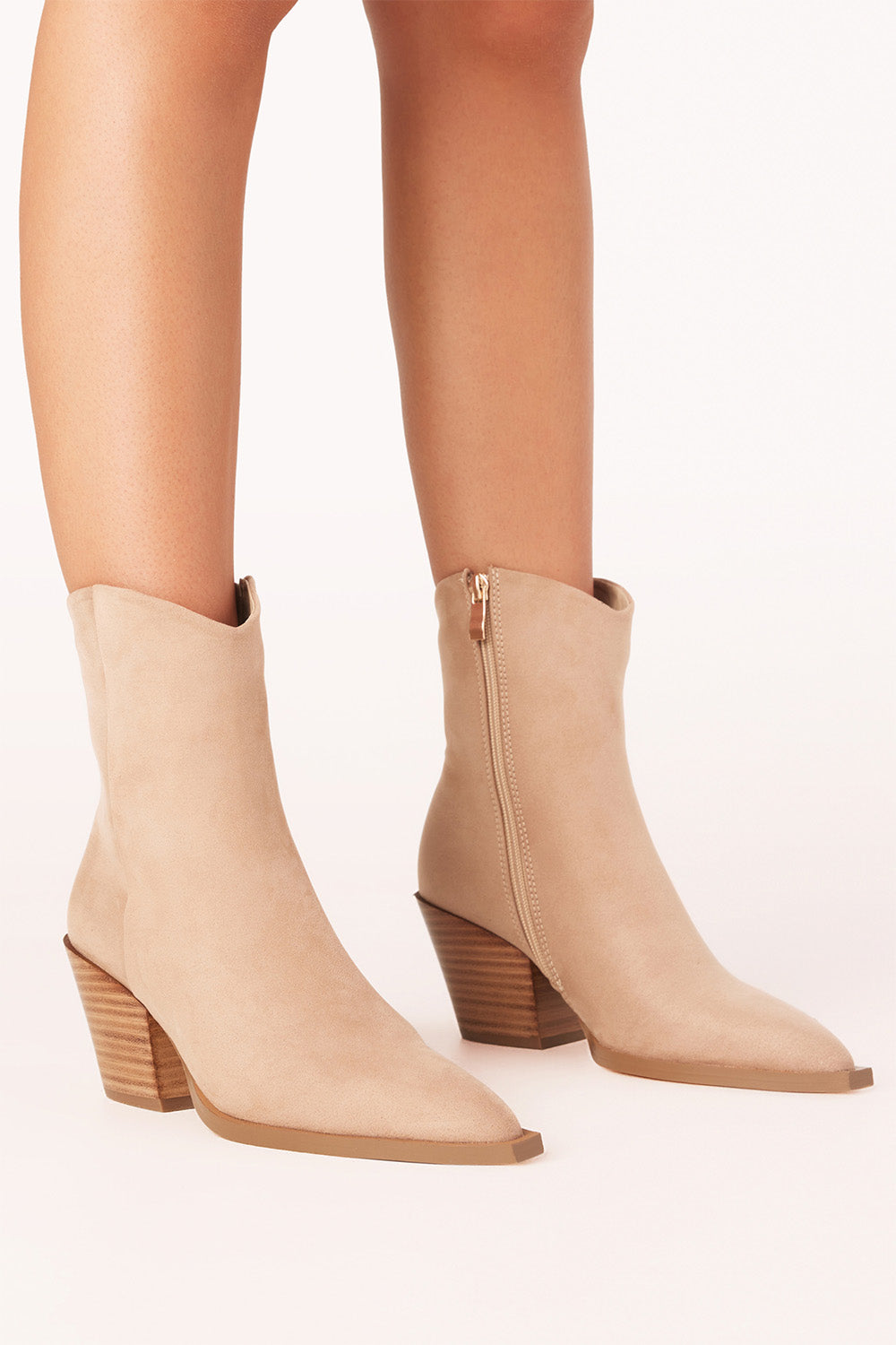 Billini - Maysa - Porcini Suede - Model