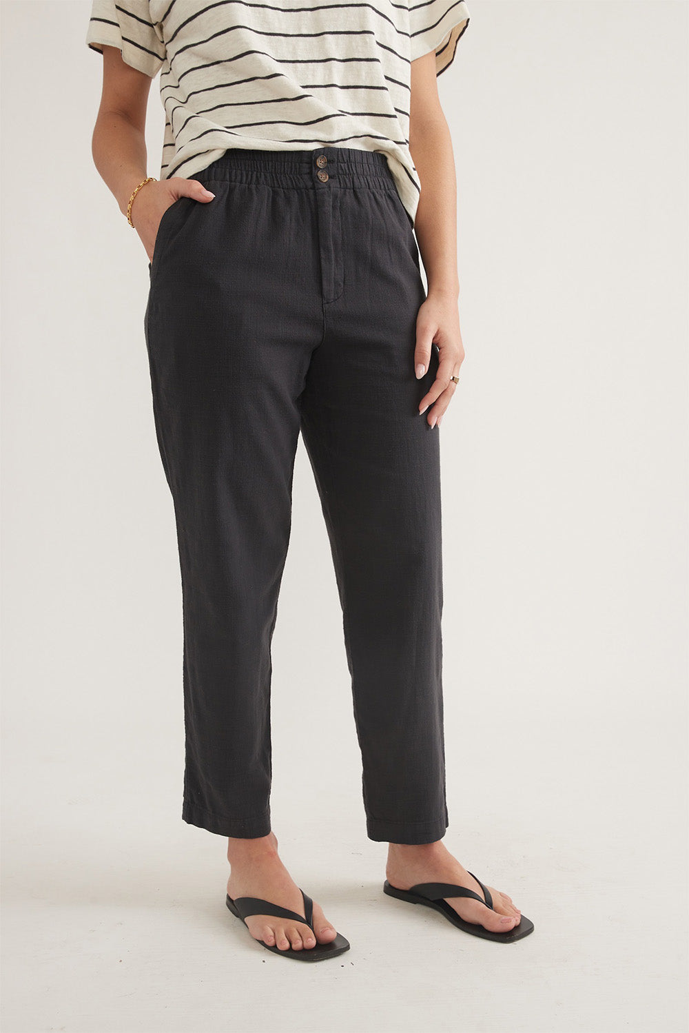 Marine Layer - Elle Crop Pant - Phantom - Front