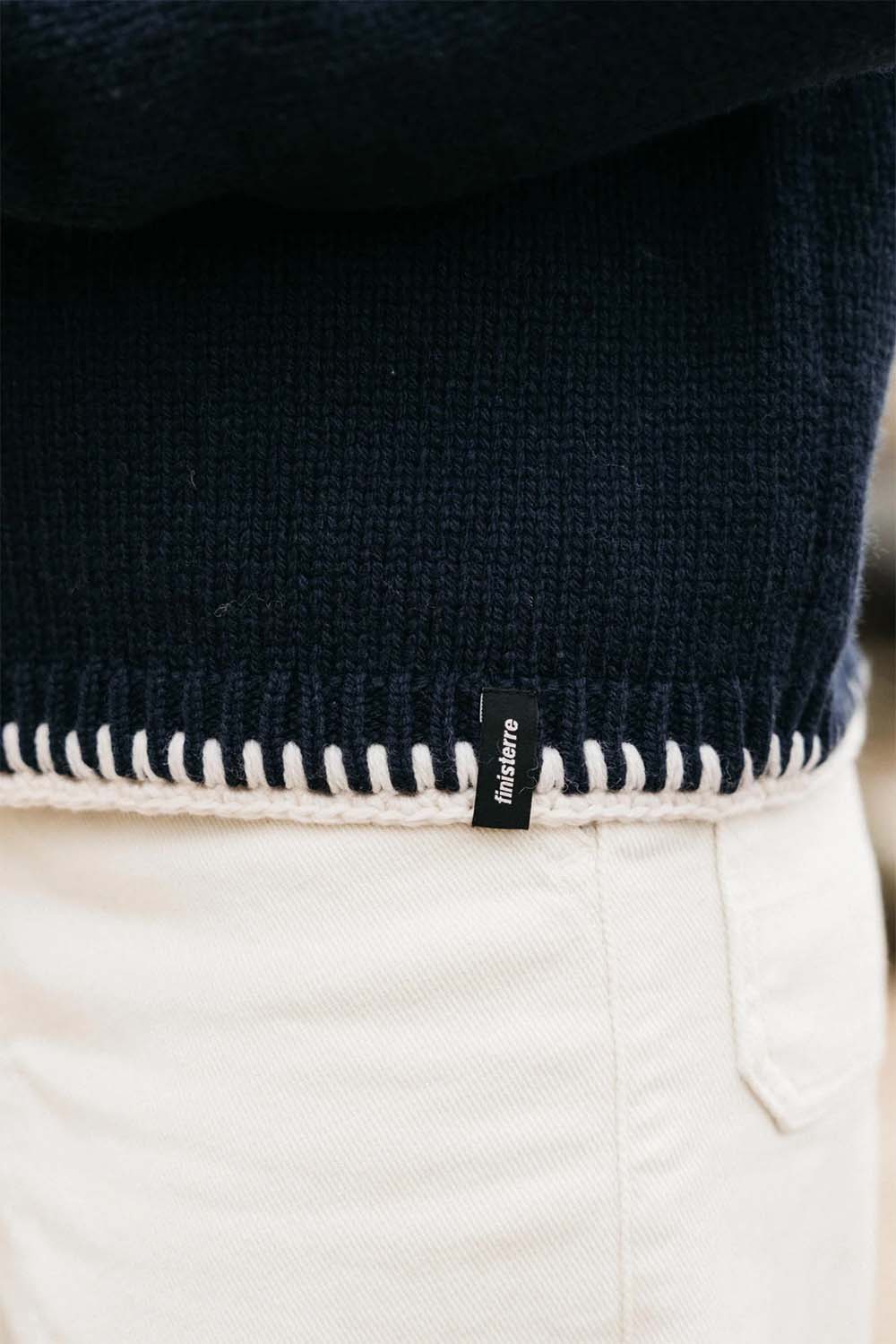 Finisterre - Blanket Stitch Taran - Navy - Hem
