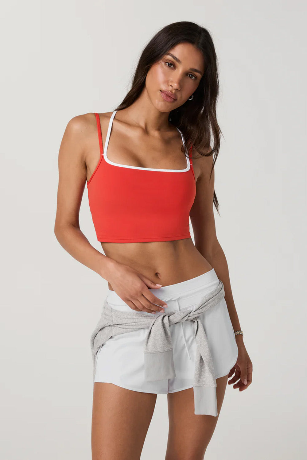 vuori-daily-layered-tank-crimson-front