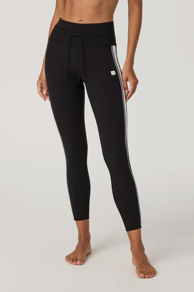 vuori-daily-track-legging-black-front