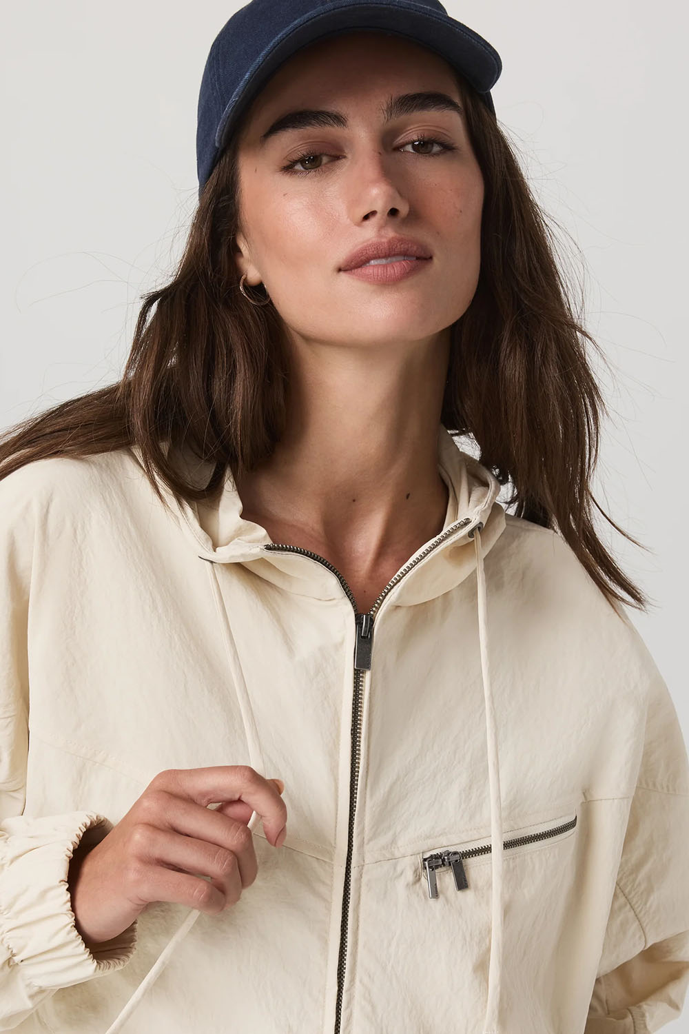 vuori-ventana-jacket-bone-detail