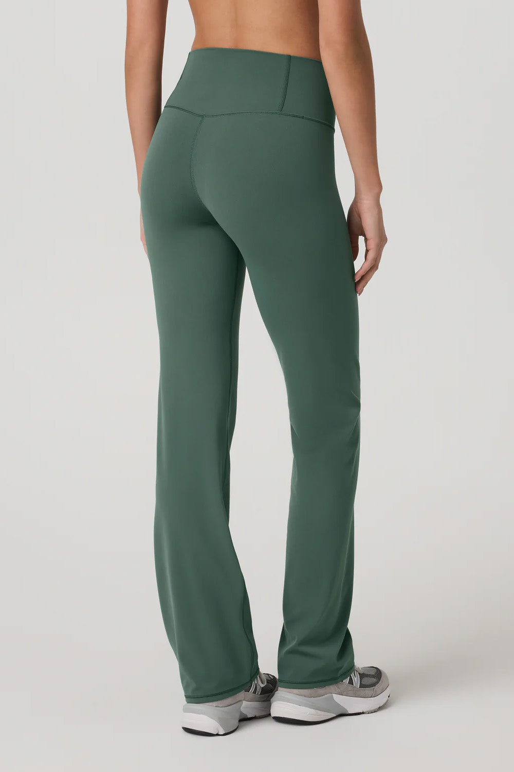 vuori all the feels straight leg agate green back