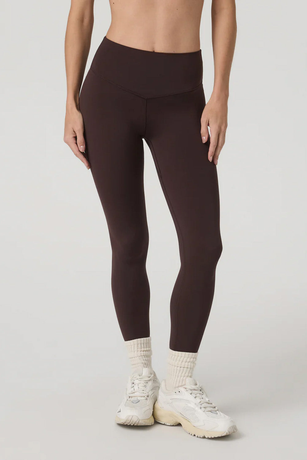 vuori all the form legging french roast front