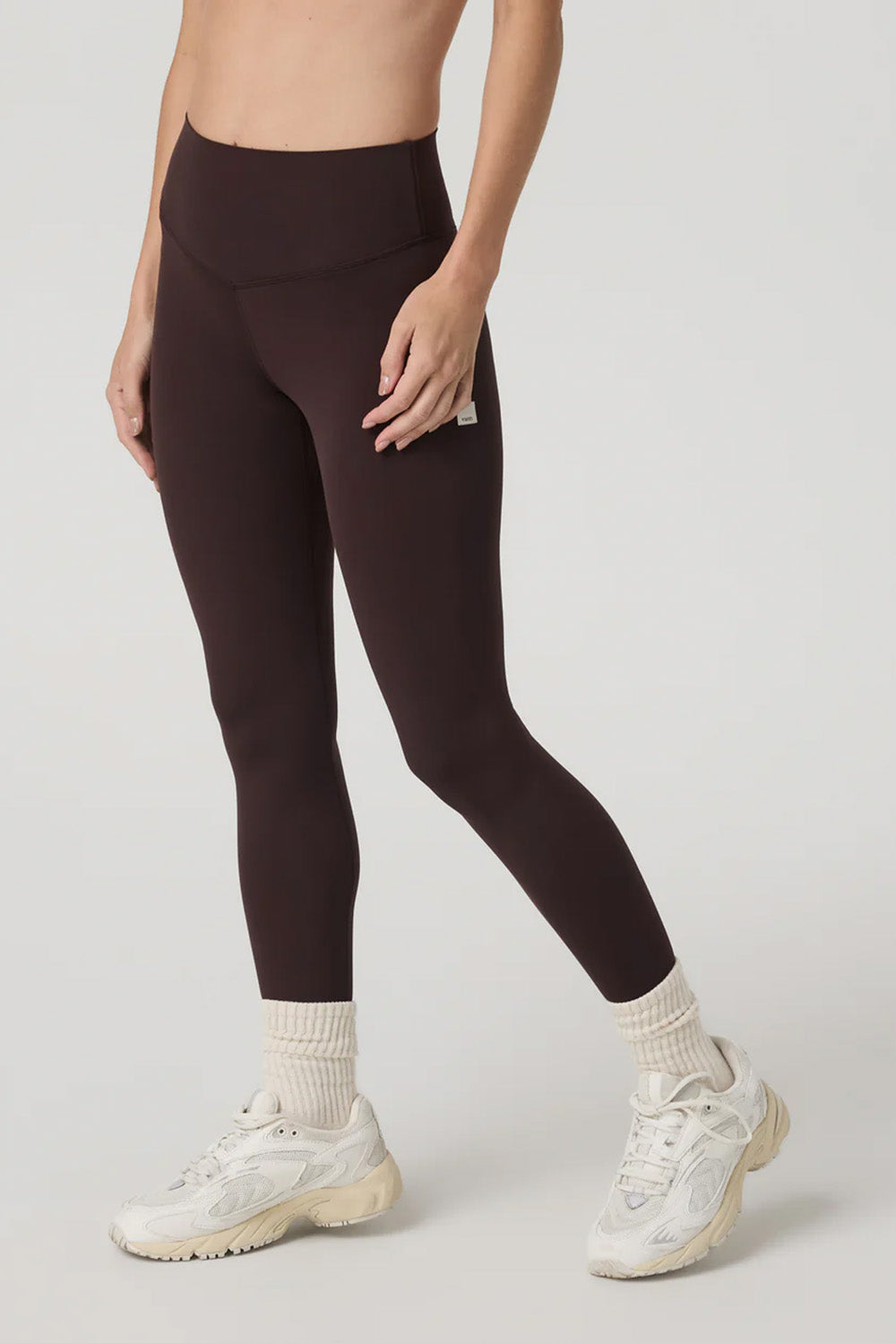 vuori all the form legging french roast side