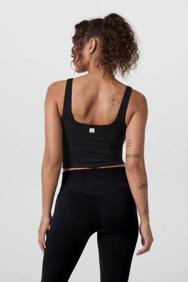 vuori all the form tank black back