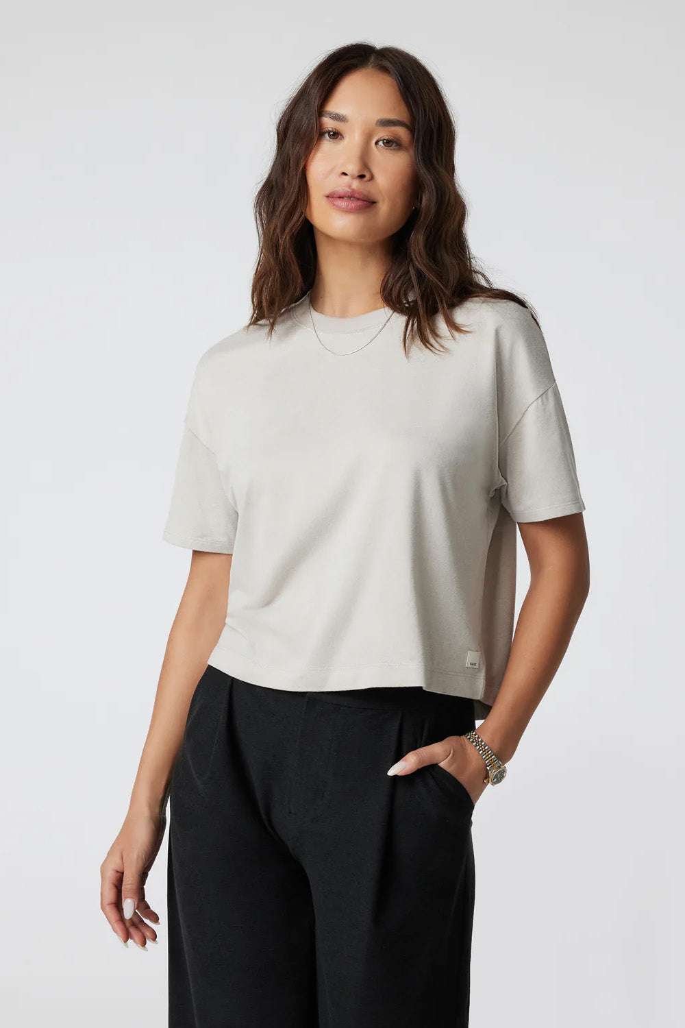 vuori energy tee ecru heather front