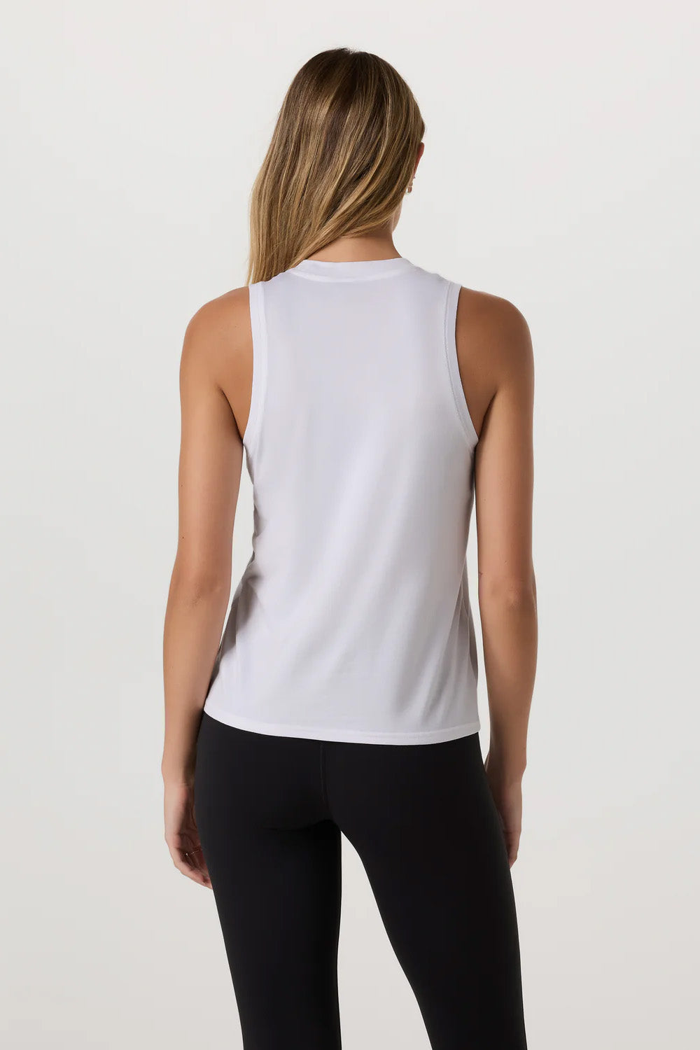 vuori energy top long white back