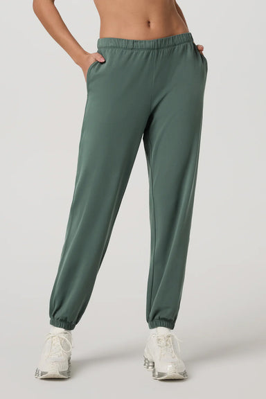 vuori halo modern sweatpant agate green front