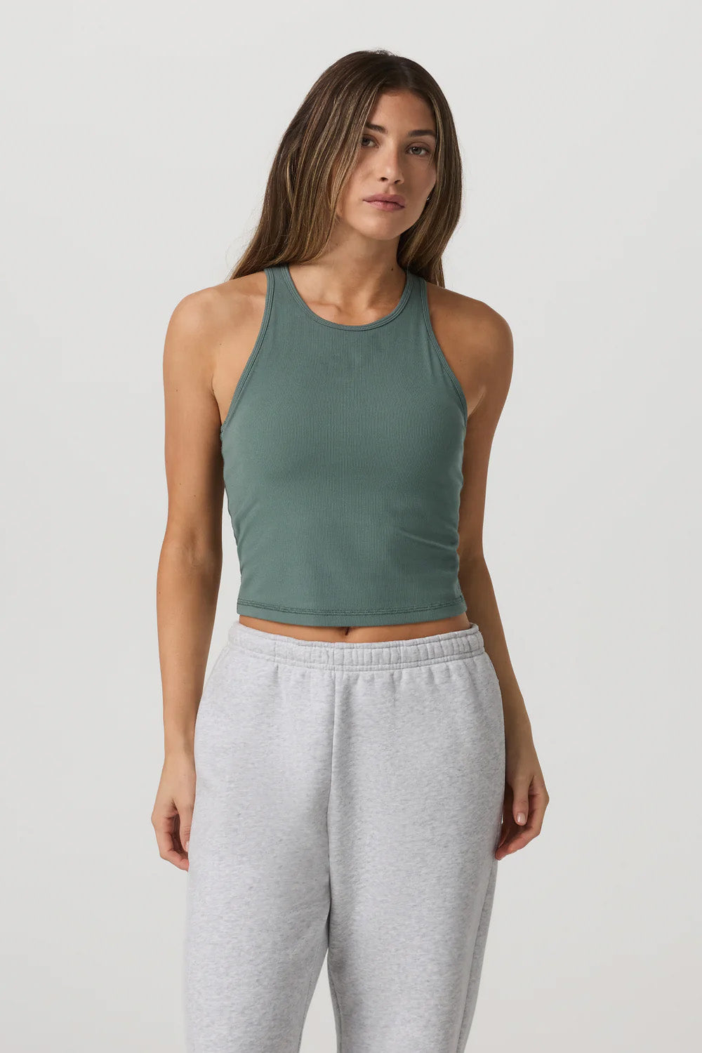 vuori pose plyo tank agate green front