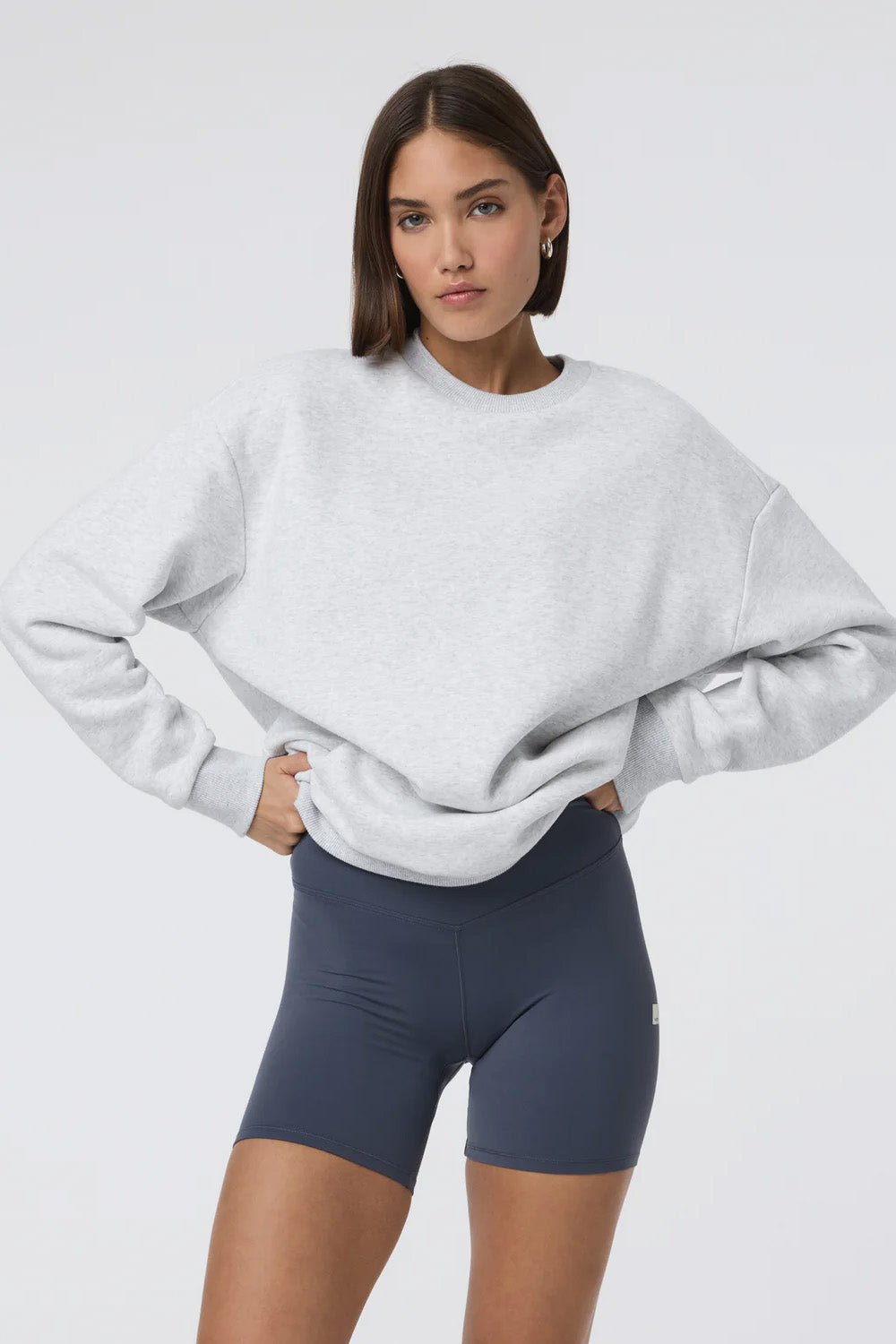 Vuori - Restore Oversized Crew 2.0 - Pale Grey Heather - Front