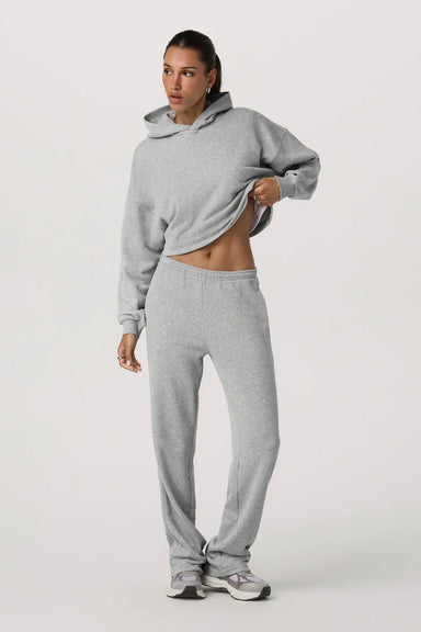 vuori sedona straight leg sweatpant light heather grey