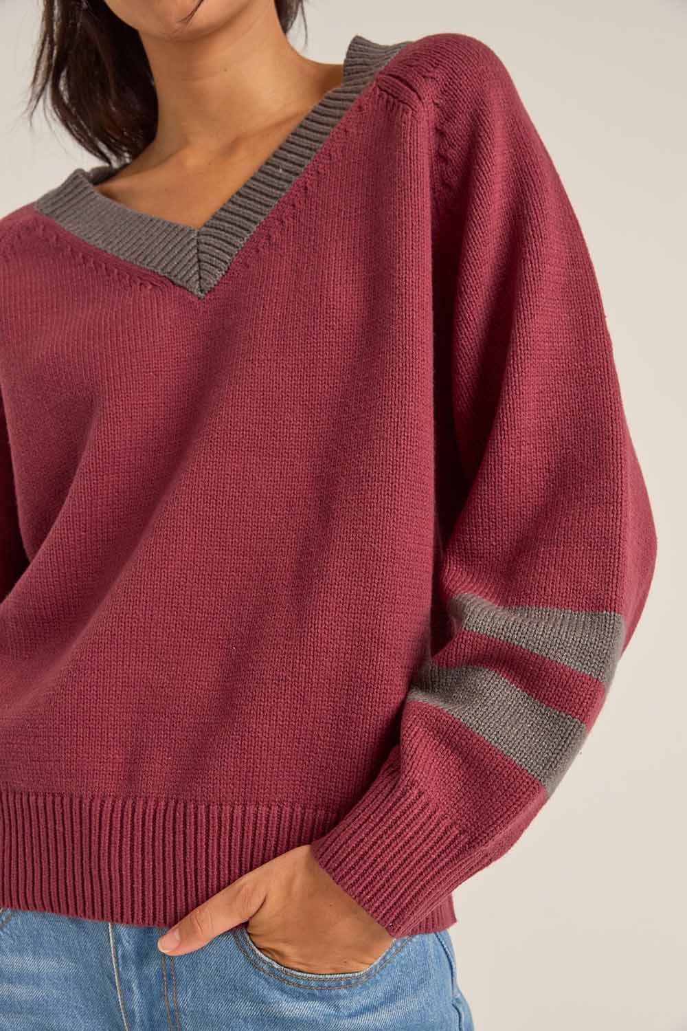 Rhythm - Gatwick V Neck Sweater - Red - Detail