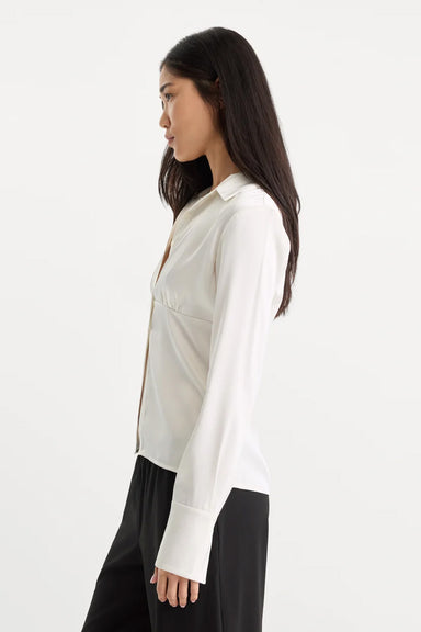Good American - The Satin Femme Shirt - Chalk - Side