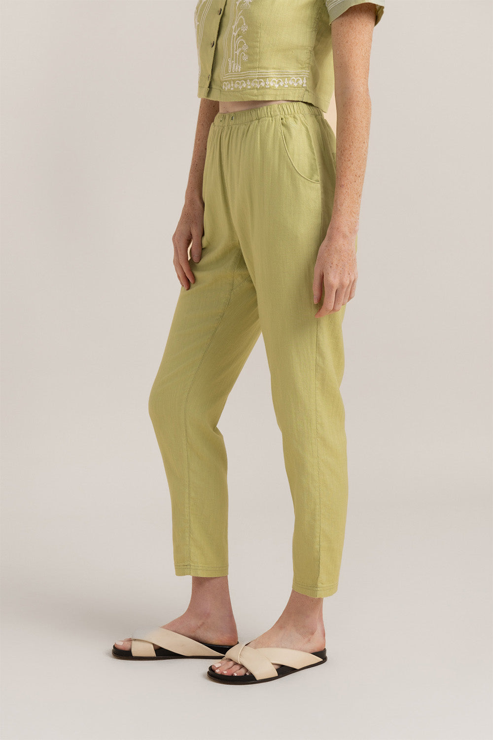 Roark - Trail Pant - Pear - Side