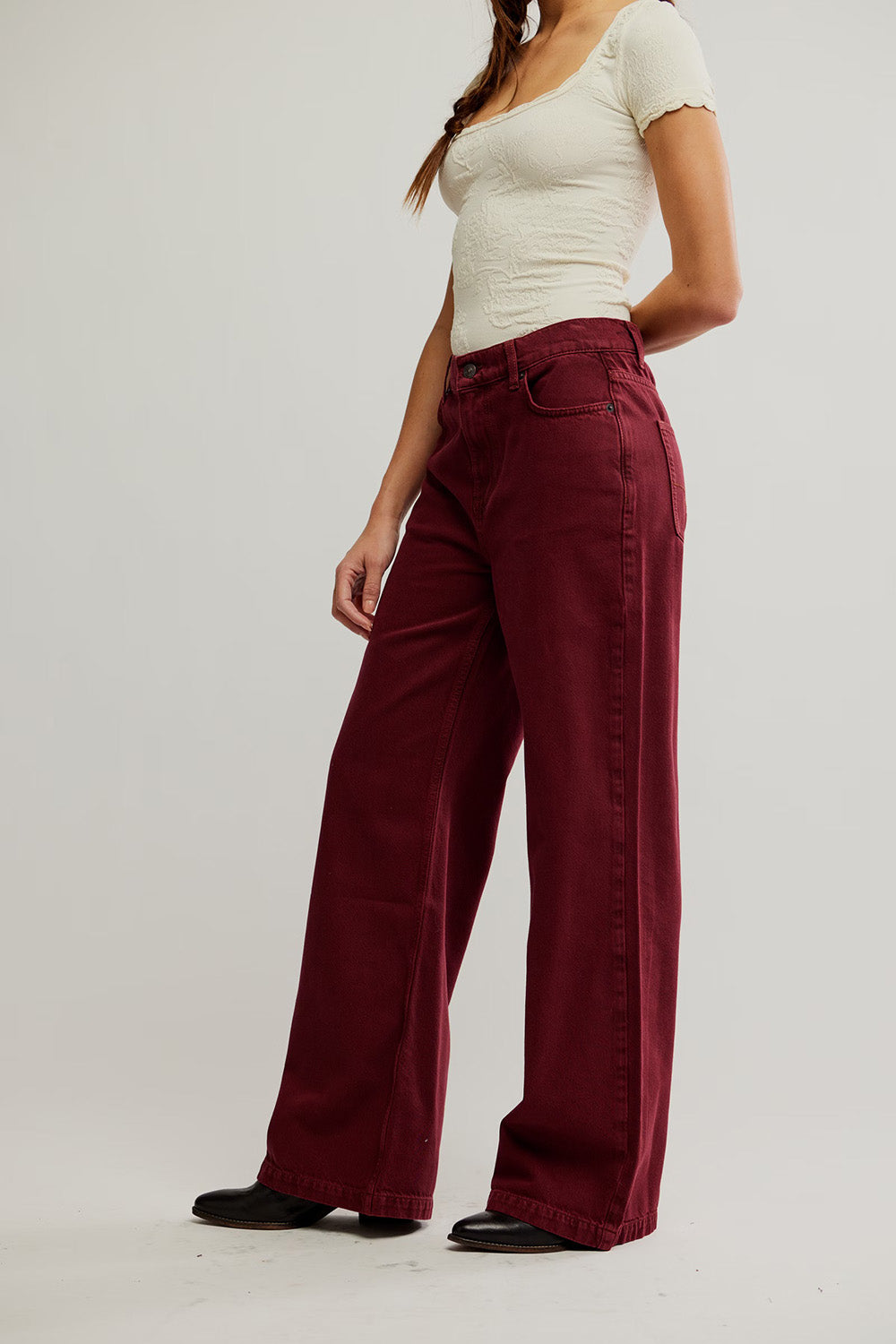 Free People - Stride Jean - Syrah - Side