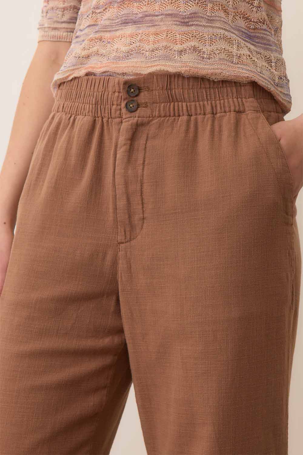 Marine Layer - Elle Crop Pant - Chocolate Malt - Detail