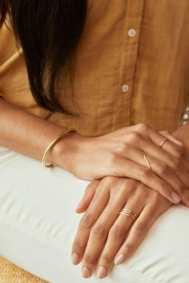 Able - Chunky Cuff Bracelet - Gold - Model