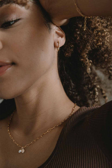Able - Curb Chain Earring - Gold - Model